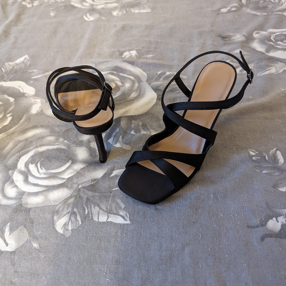 Shein Satin Heeled Sandals - Picture 6 of 9